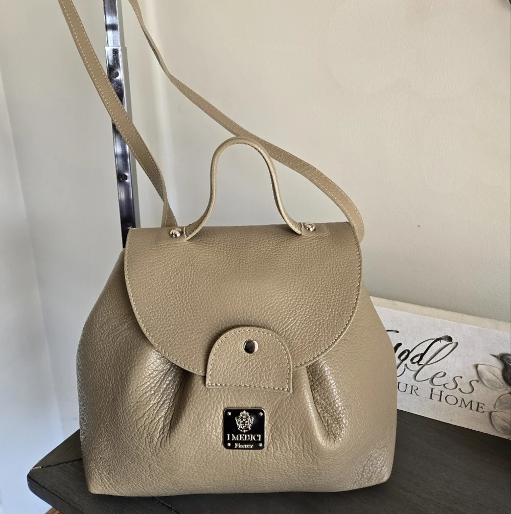 Medici Firenze Italian Pebbled Leather Backpack Bag